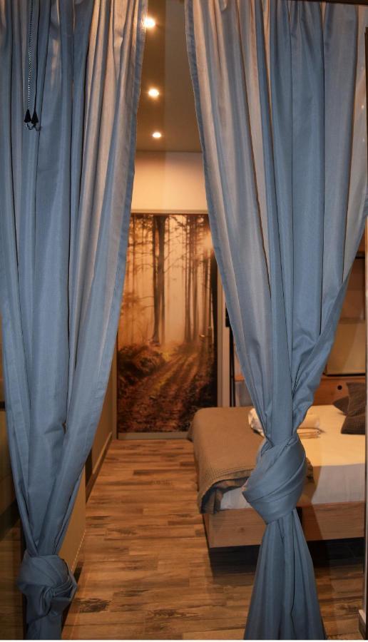 Oihalia'S Petit Double Room Avlonarion 외부 사진